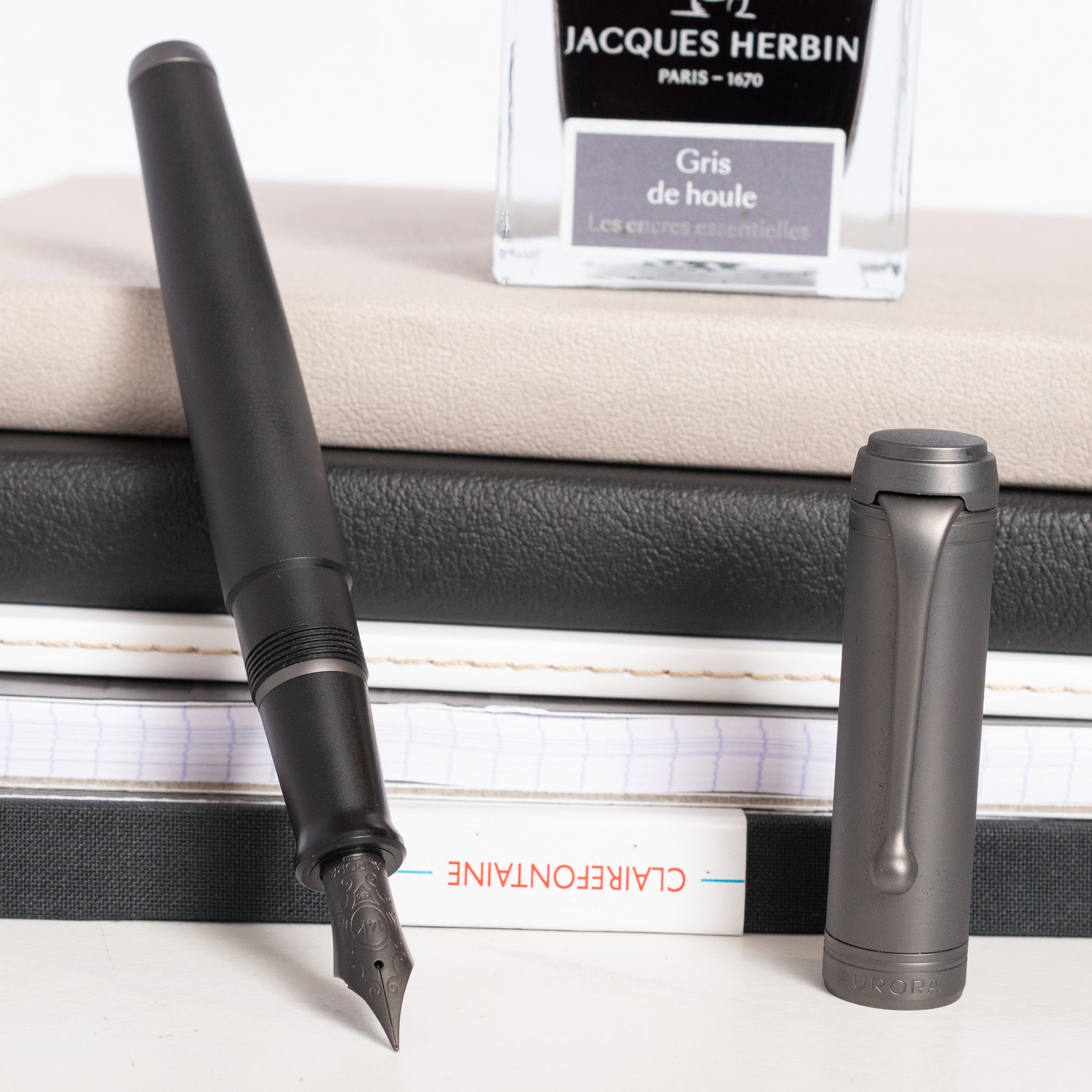 Aurora Talentum Black & Ruthenium Fountain Pen – Truphae