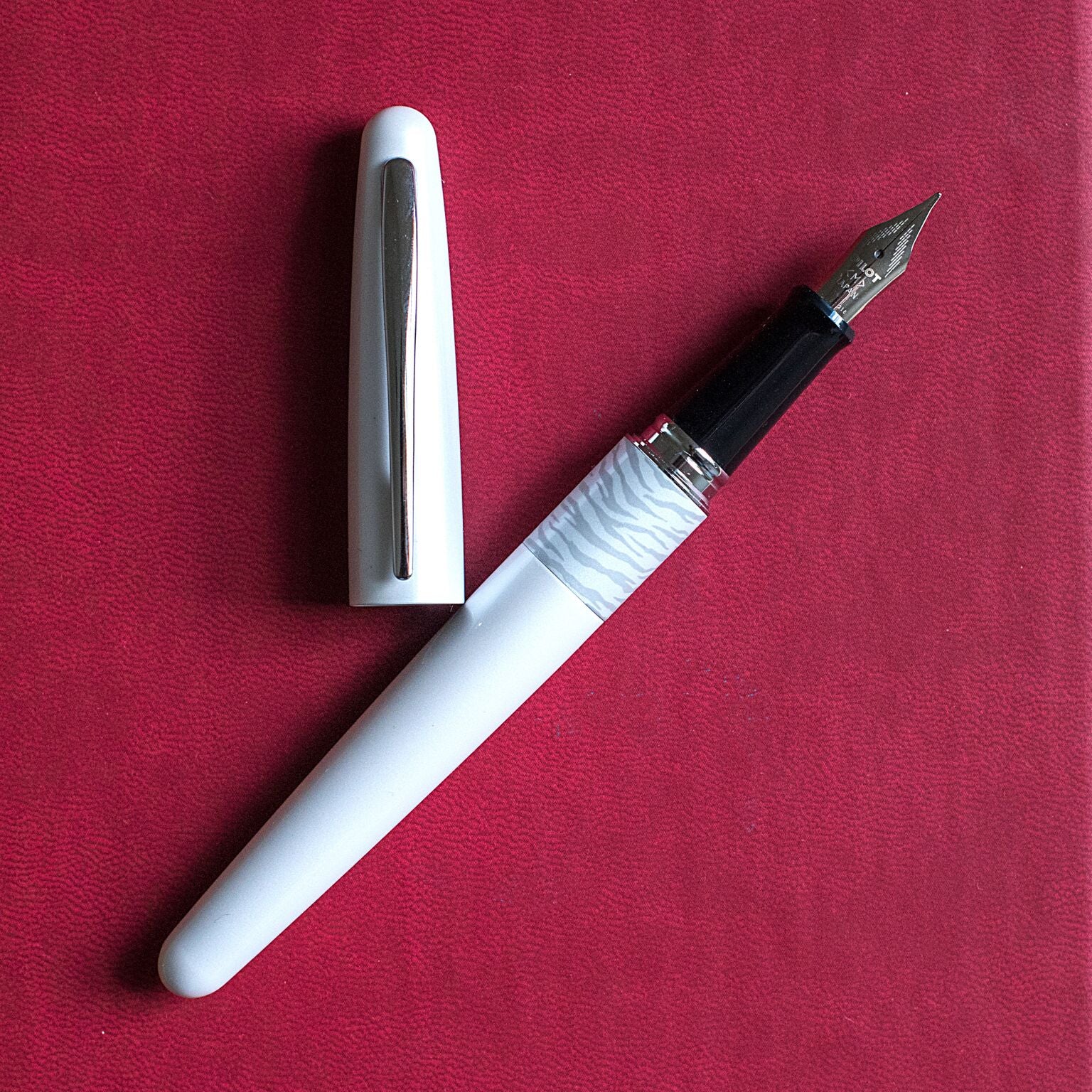 Pilot White Tiger Fountain Pen – Ink+Volt