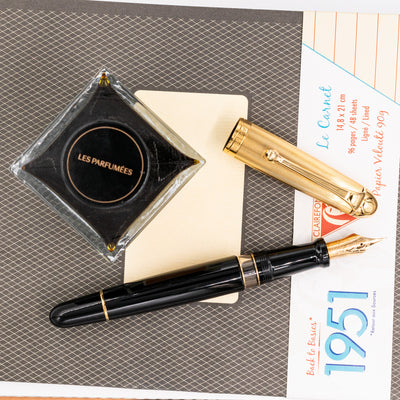 Aurora 88 Gold Pinstripe Cap Large Fountain Pen vermeil