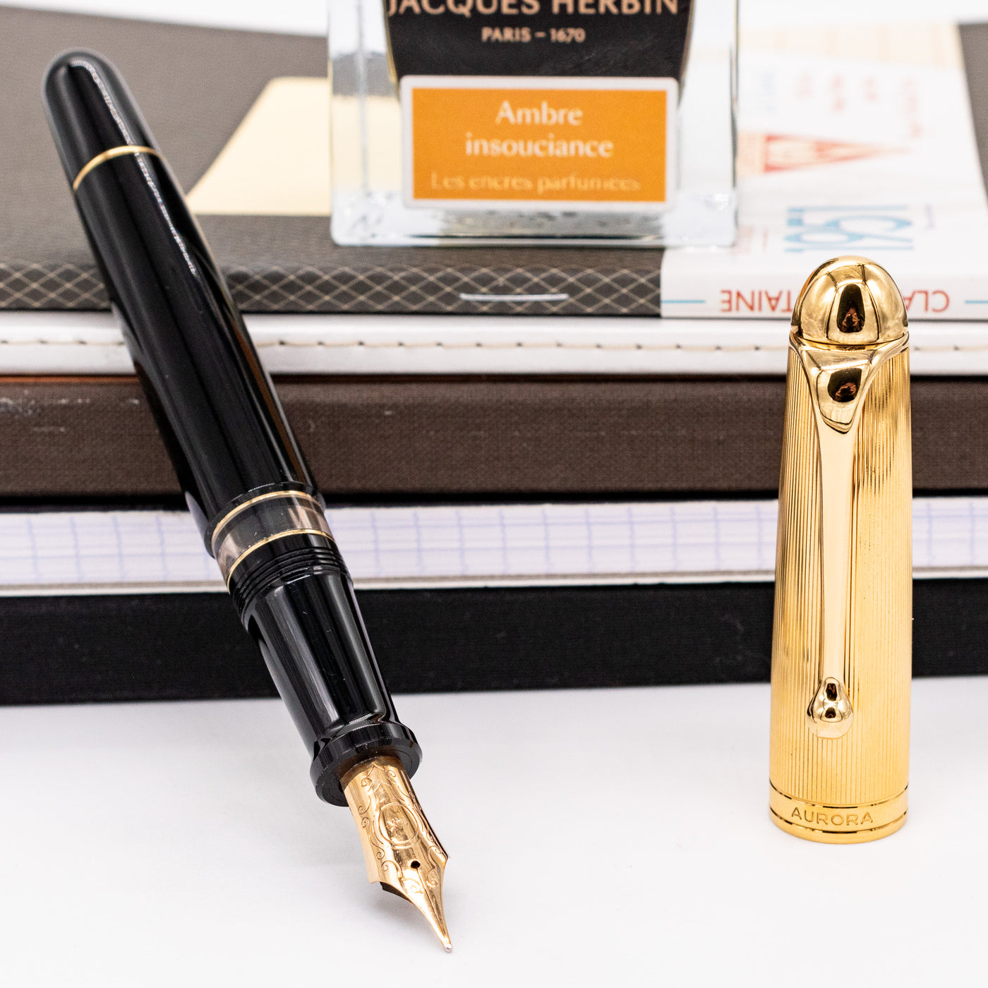 Aurora 88 Gold Pinstripe Cap Large Fountain Pen