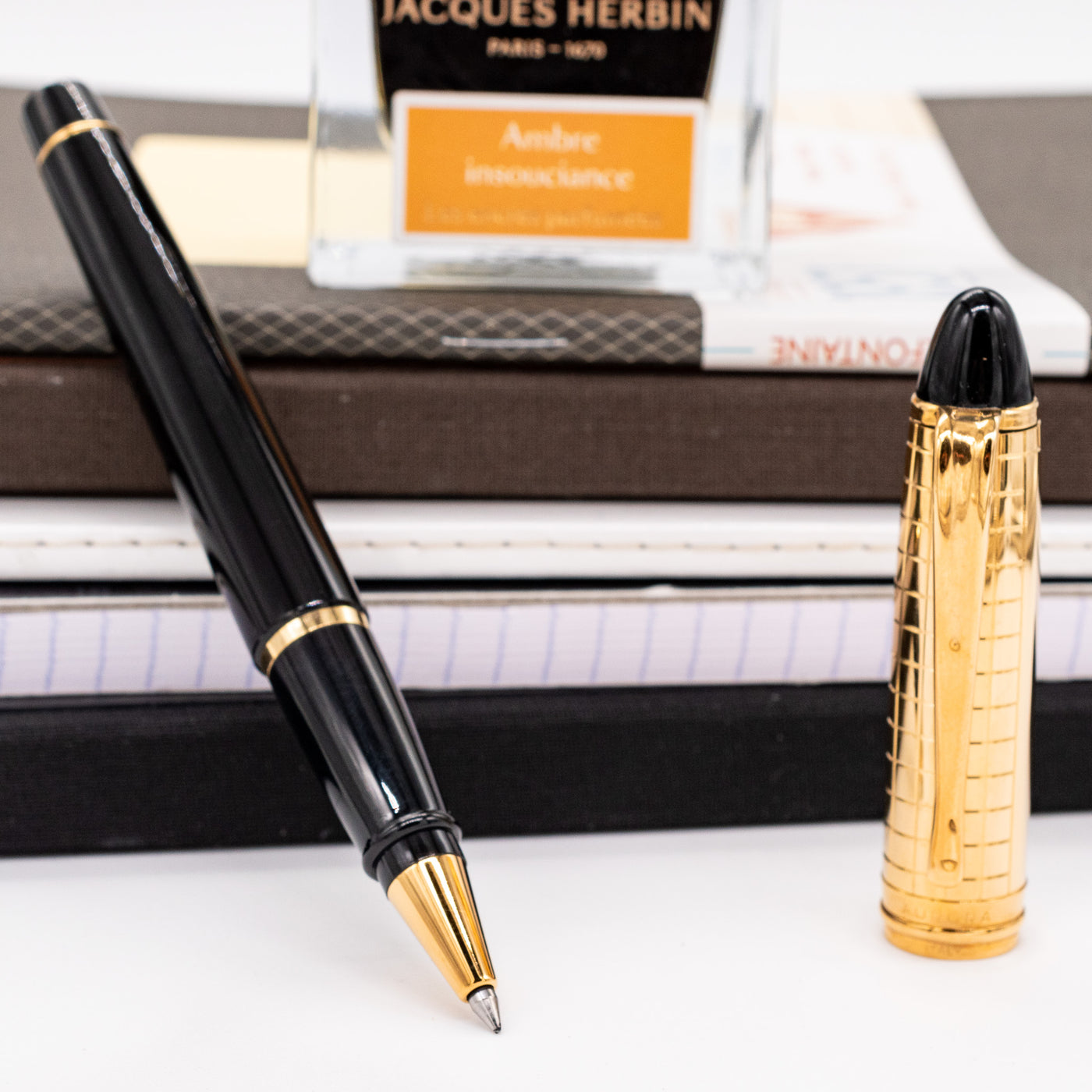 Aurora Ipsilon Quadra Gold Rollerball Pen