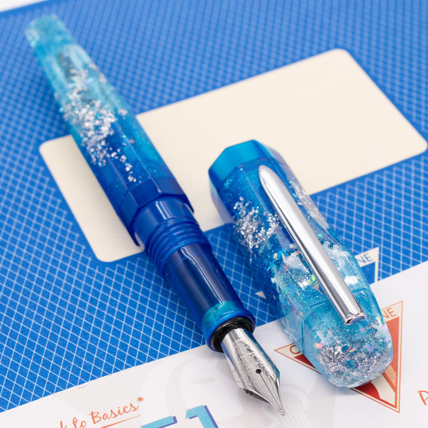 BENU Astrogem Fountain Pen - Christmas (Limited Edition) sparkly