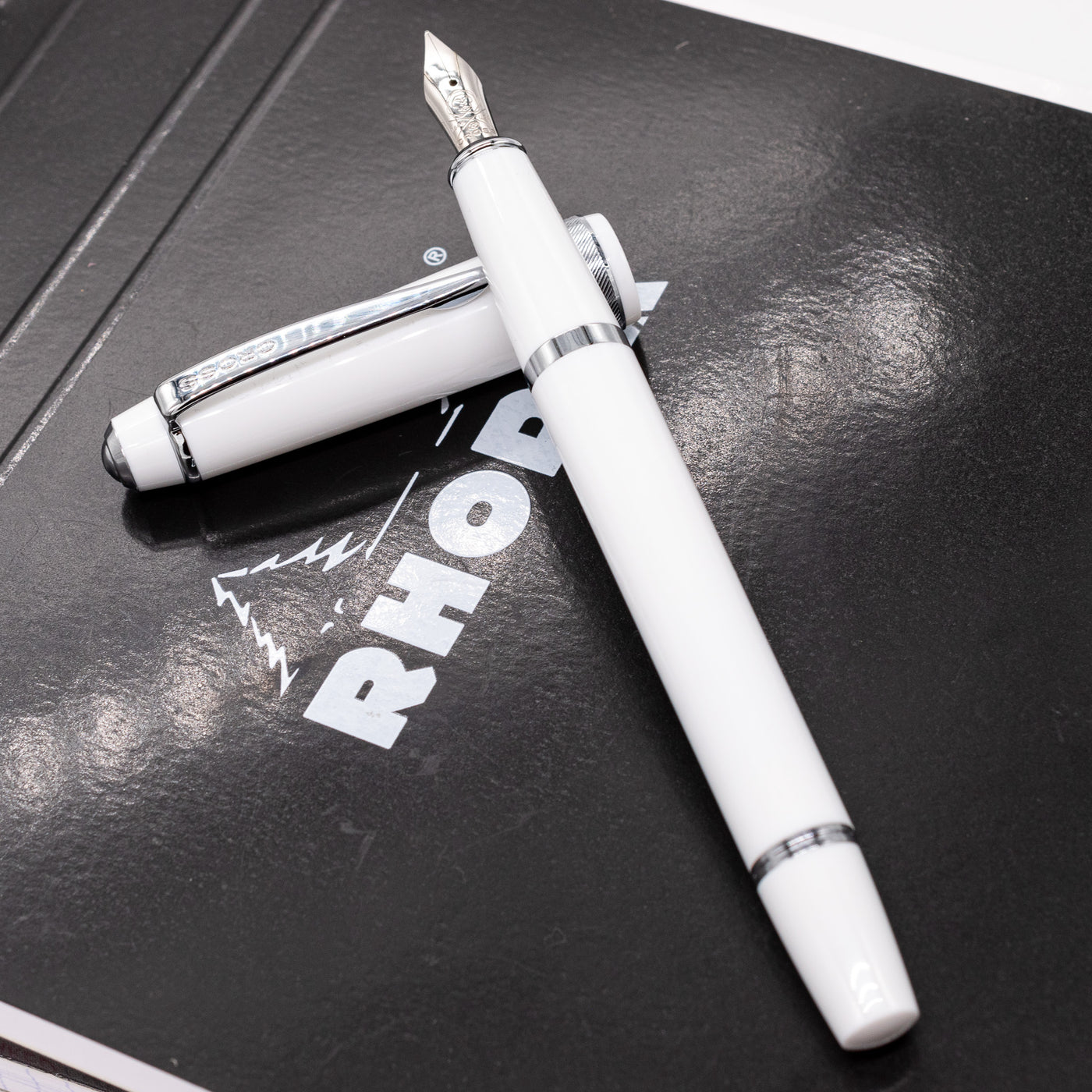 Cross Bailey Lights Fountain Pen - White & Chrome silver trim