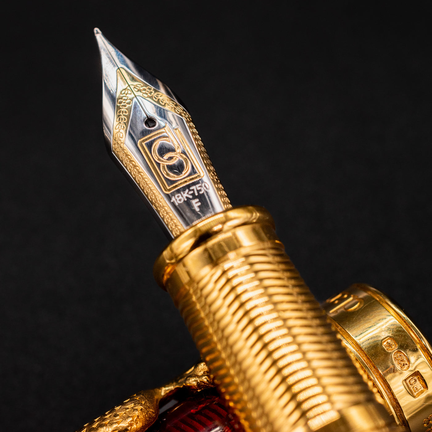 David Oscarson Black Water Dragon Fountain Pen - Ruby Red 18k gold nib