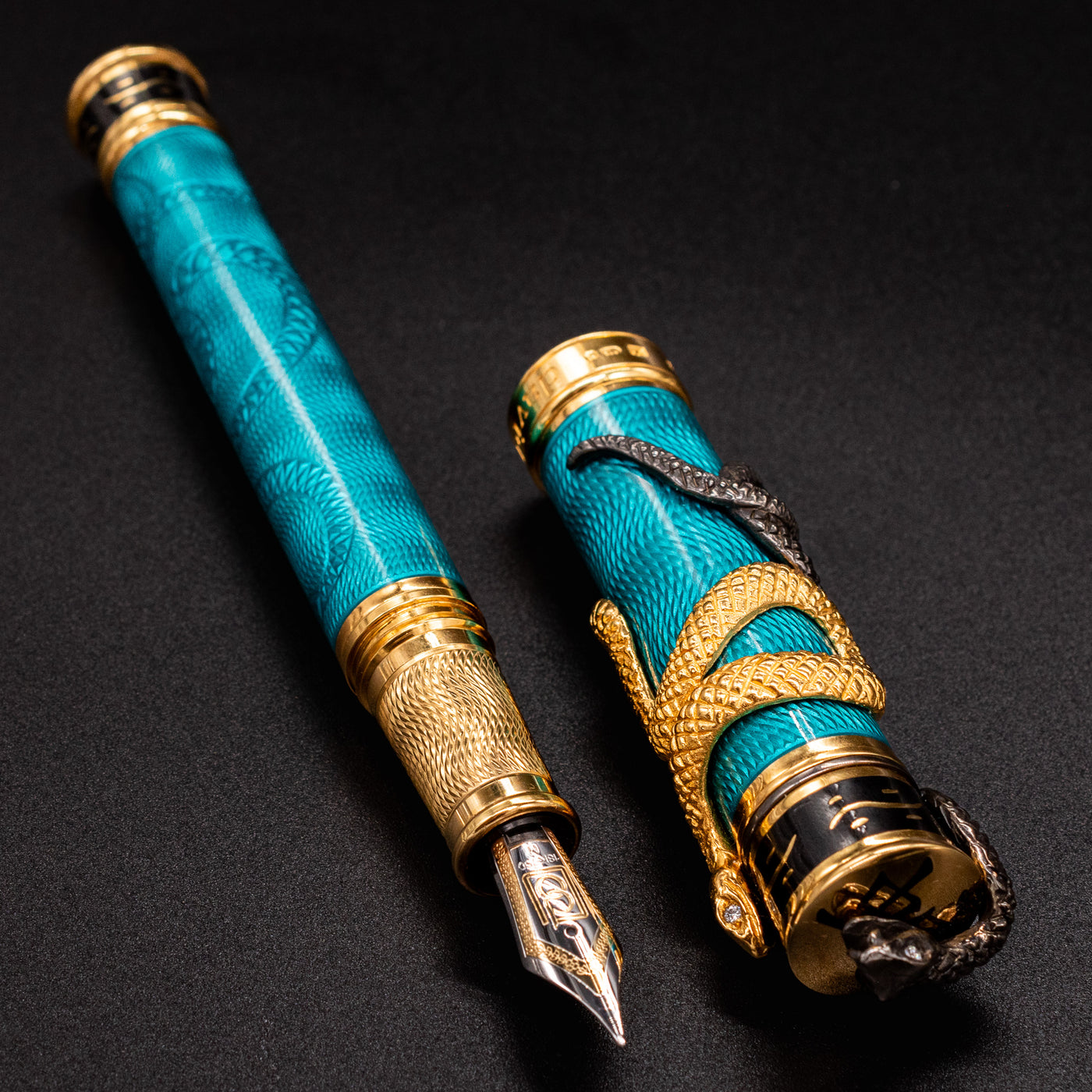 David Oscarson Black Water Snake Fountain Pen - Teal limited edition