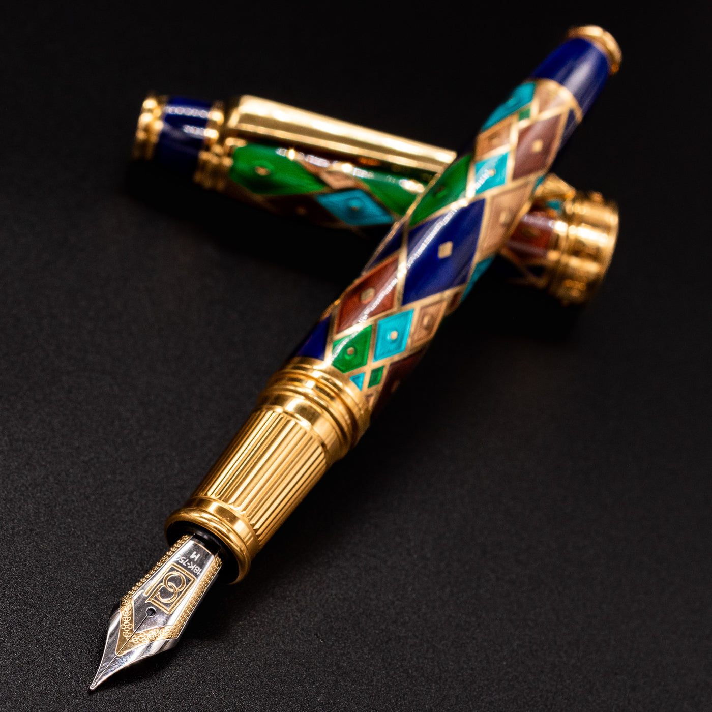 David Oscarson Harlequin Fountain Pen - Purple uncapped