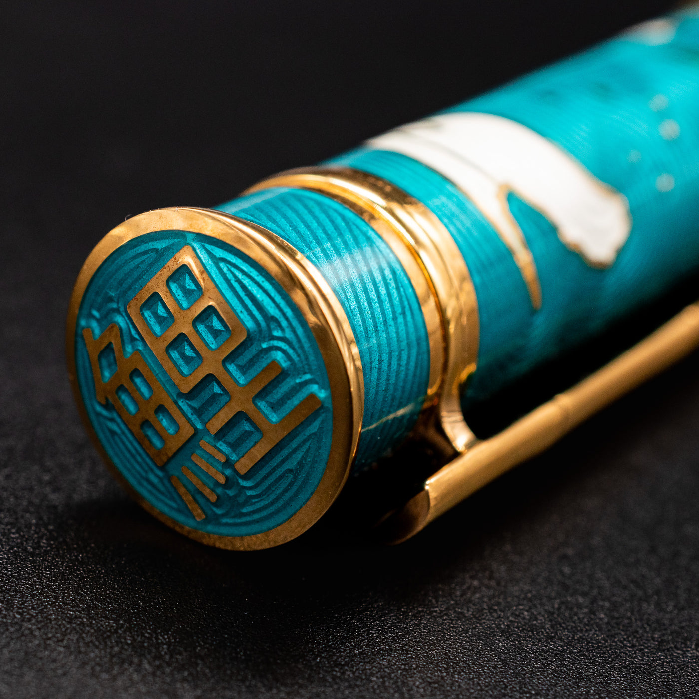 David Oscarson Koi Fountain Pen - Teal cap top