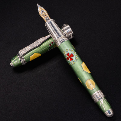 David Oscarson La Sagrada Familia Fountain Pen Olive Green Enamel