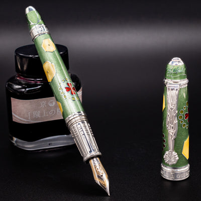 David Oscarson La Sagrada Familia Fountain Pen Olive Green