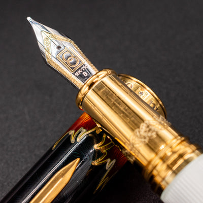 David Oscarson Sankta Lucia Fountain Pen 18k Gold Nib