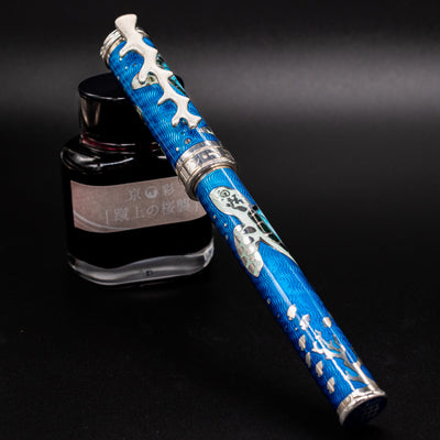 David Oscarson Sea Turtles Fountain Pen - Ocean Blue capped