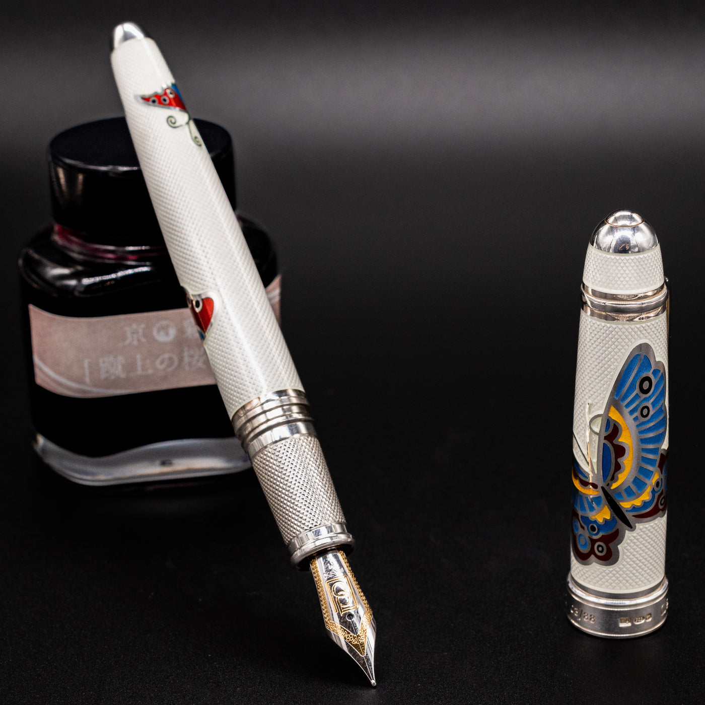 David Oscarson Wynn Las Vegas Fountain Pen - White