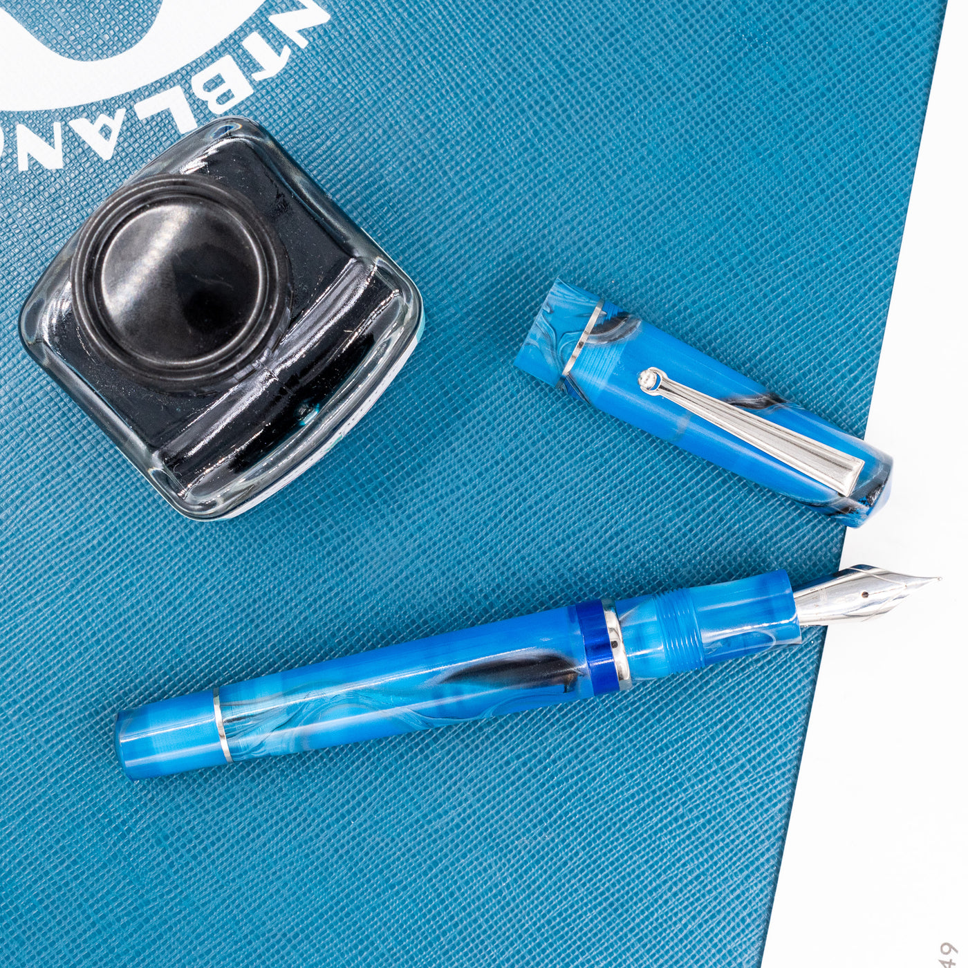 Delta Duna Fountain Pen - Blue Oasis Palladium Trim Truphae Exclusive