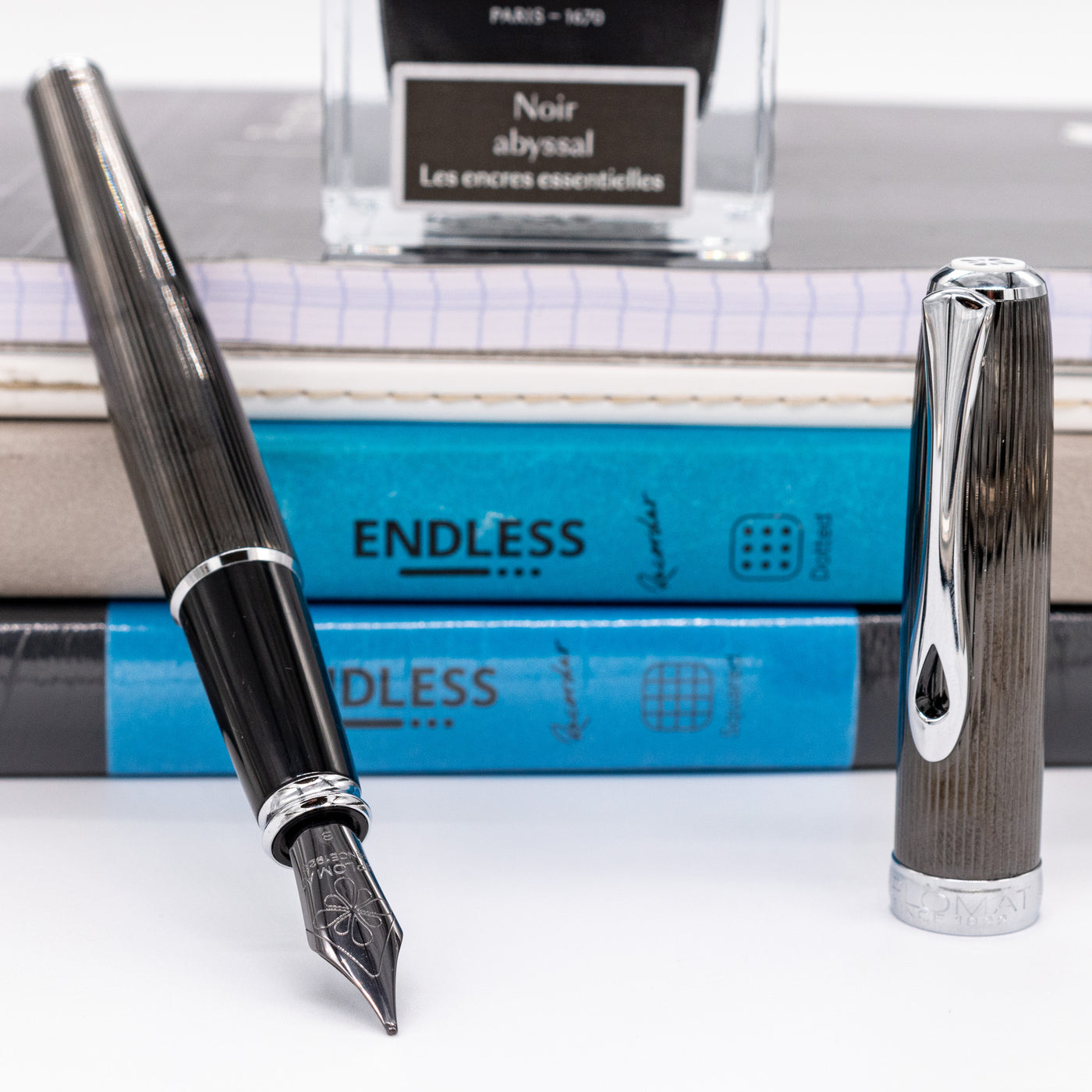 Diplomat Excellence A2 Guilloche Black Fountain Pen