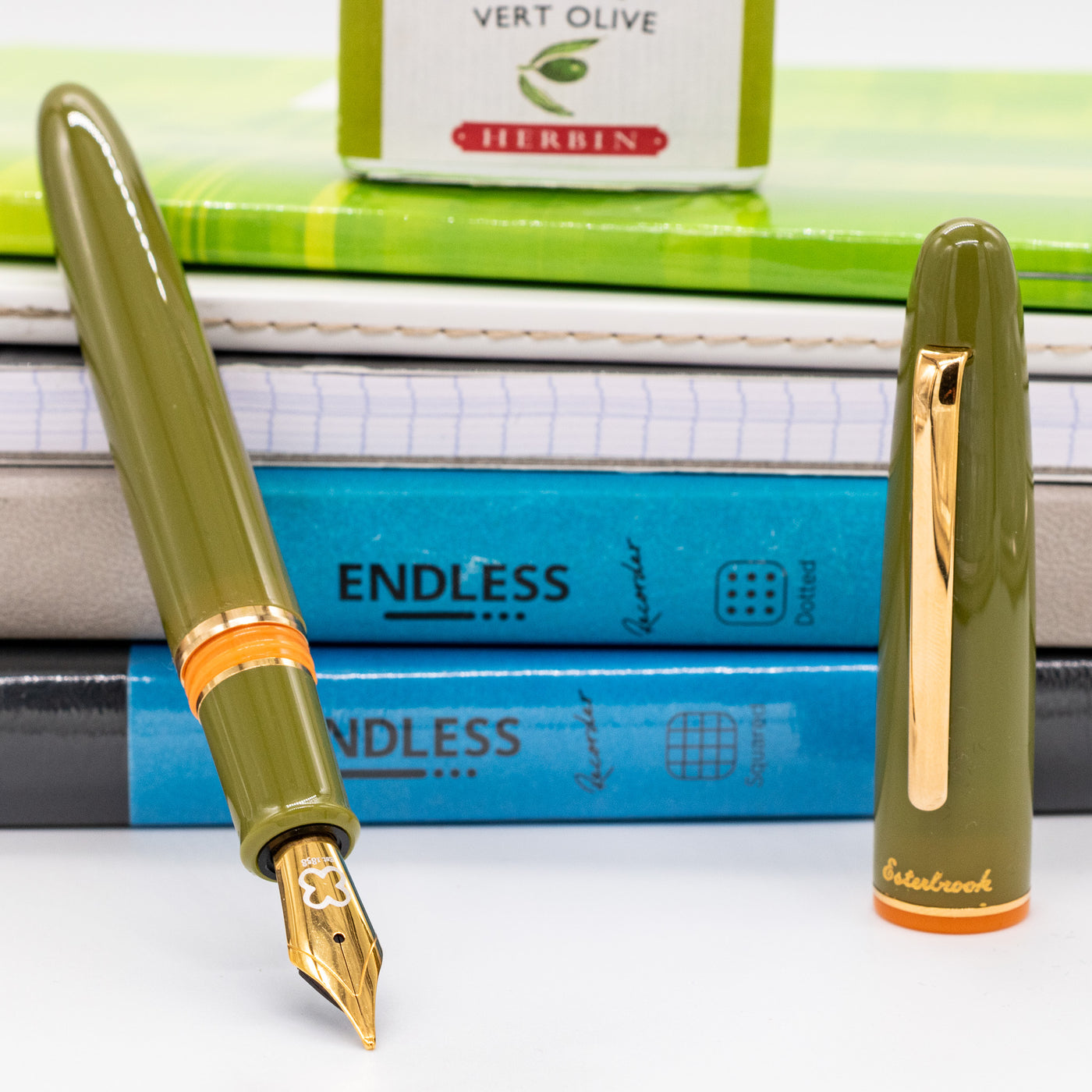 Esterbrook Estie Fountain Pen - Quirky Leaf