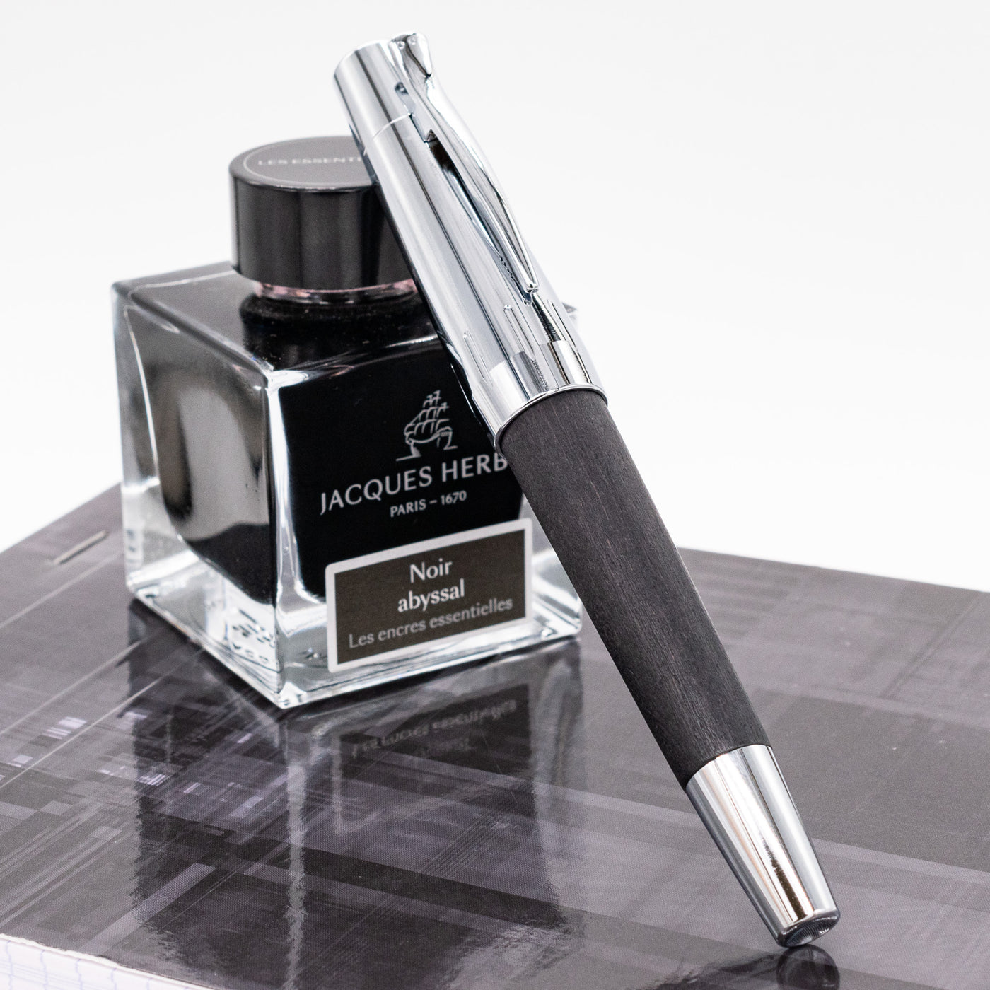 Faber-Castell E-Motion Black Wood & Chrome Fountain Pen capped