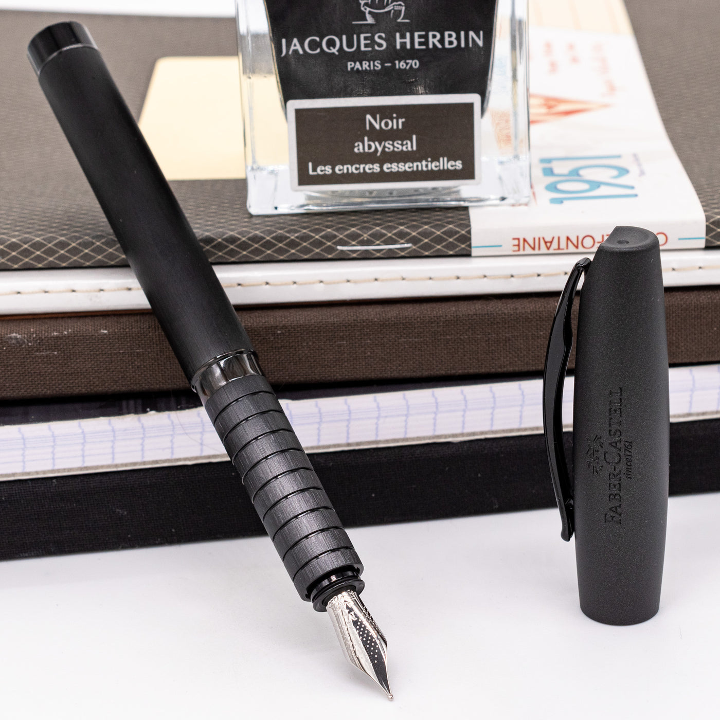 Faber-Castell Essentio Fountain Pen - Aluminum Black