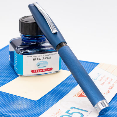 Faber-Castell Essentio Fountain Pen - Aluminum Blue capped