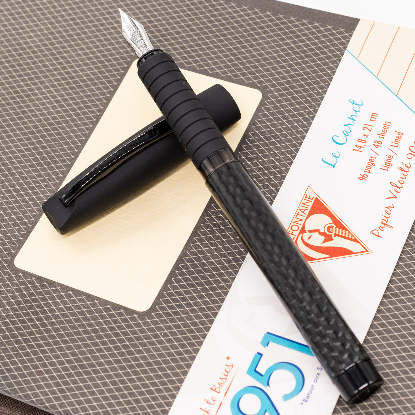 Faber-Castell Essentio Fountain Pen - Black Carbon blacked out