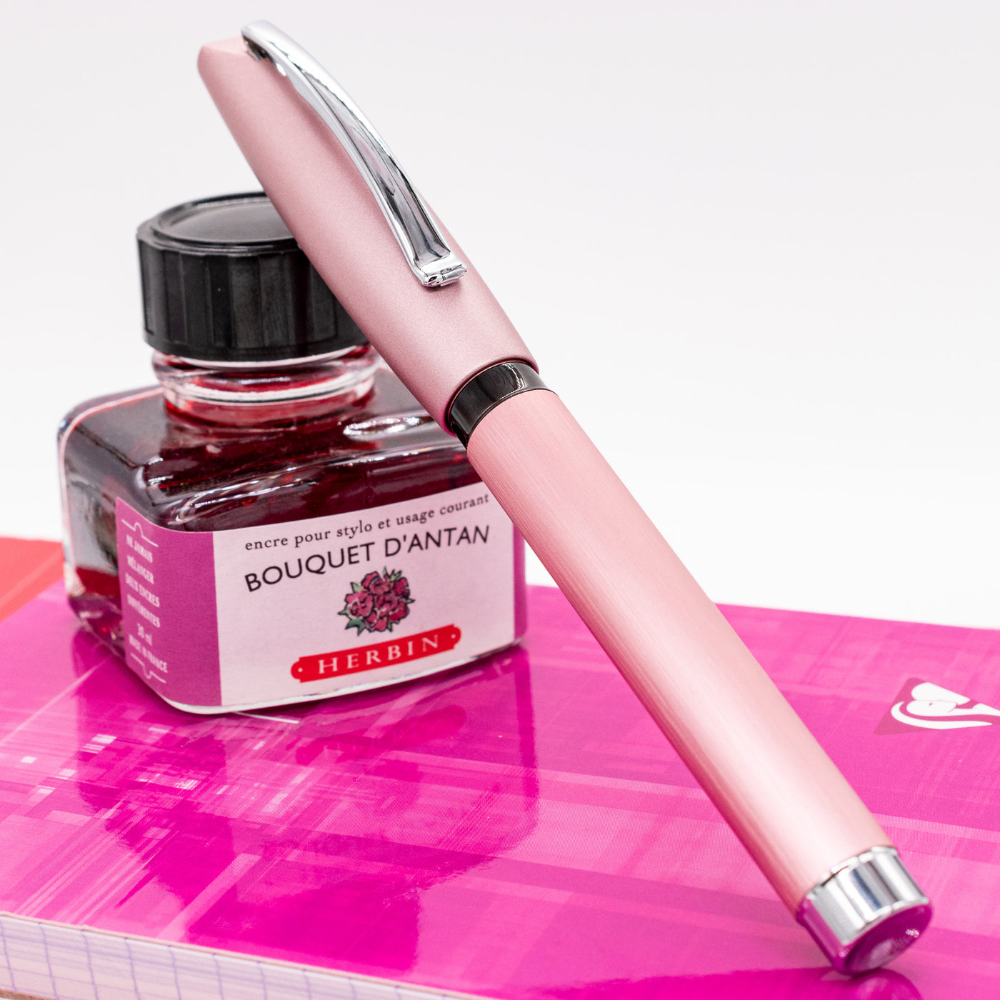 Faber-Castell Essentio Fountain Pen - Aluminum Rose capped