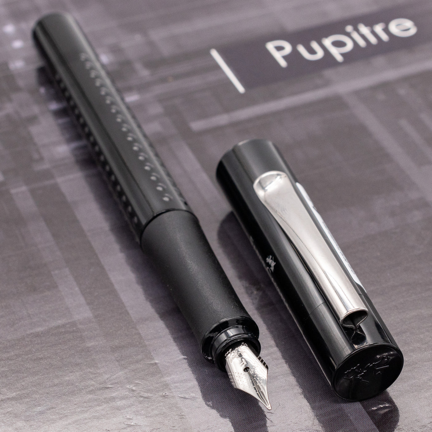 Faber-Castell Grip 2010 Fountain Pen - Black chrome trim