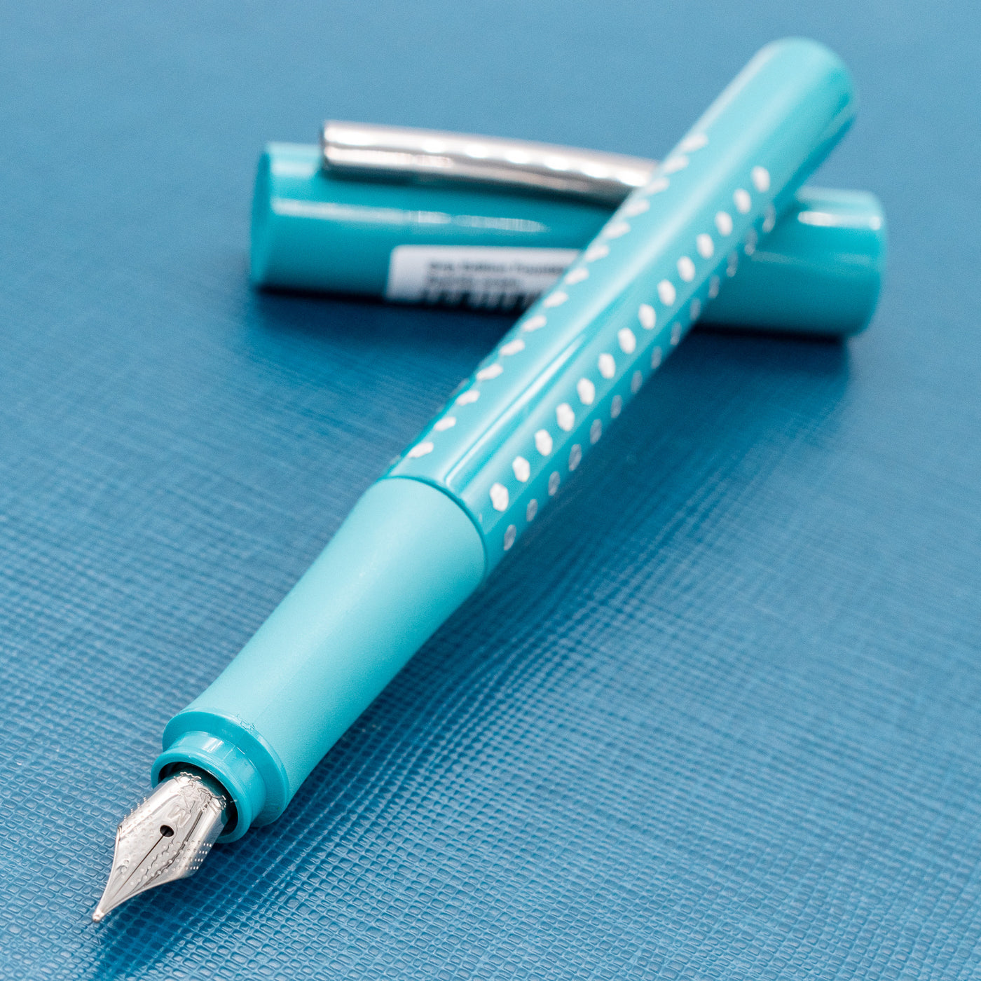 Faber-Castell Grip 2010 Sparkle Fountain Pen - Ocean uncapped