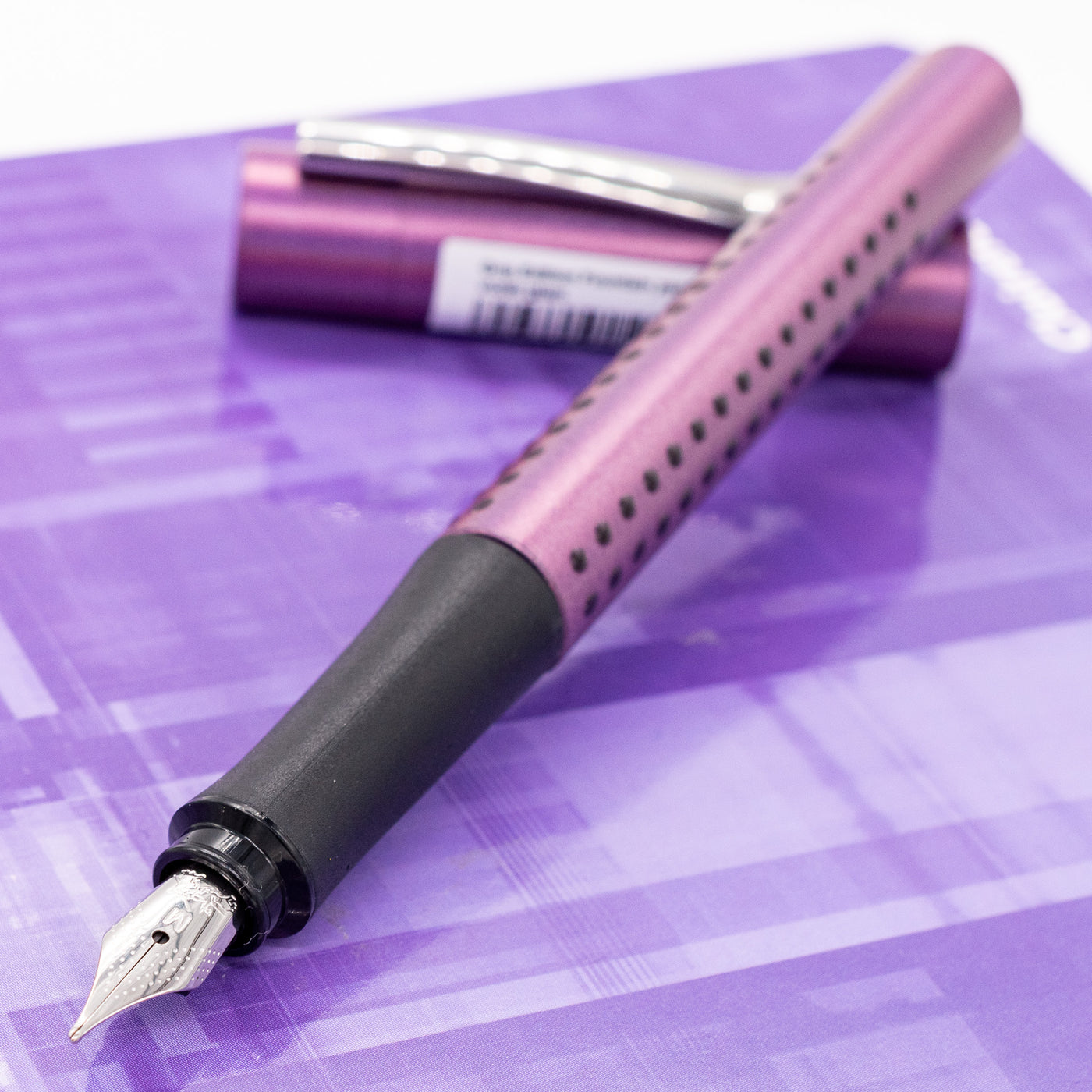 Faber-Castell Grip Glam Fountain Pen - Violet uncapped