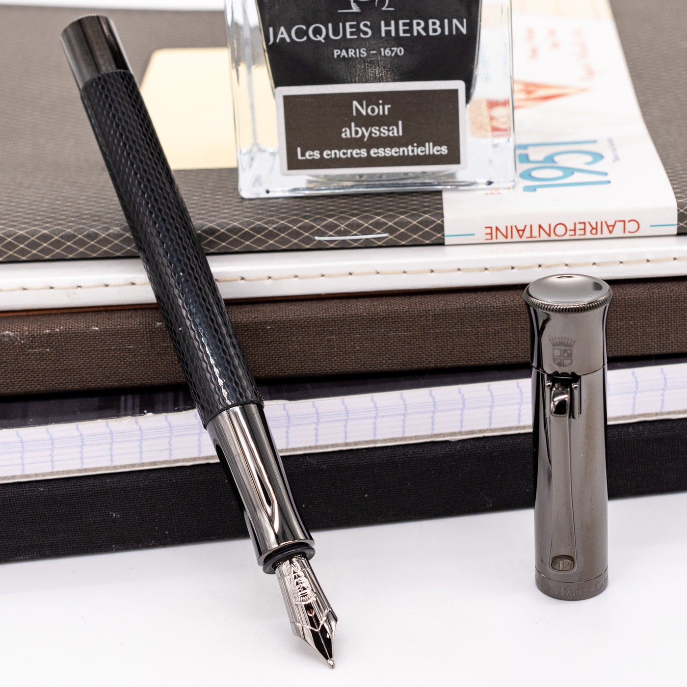 Graf von Faber-Castell Guilloche Fountain Pen - Black Edition