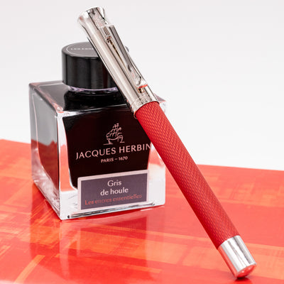 Graf von Faber-Castell Guilloche Fountain Pen - Coral Red capped