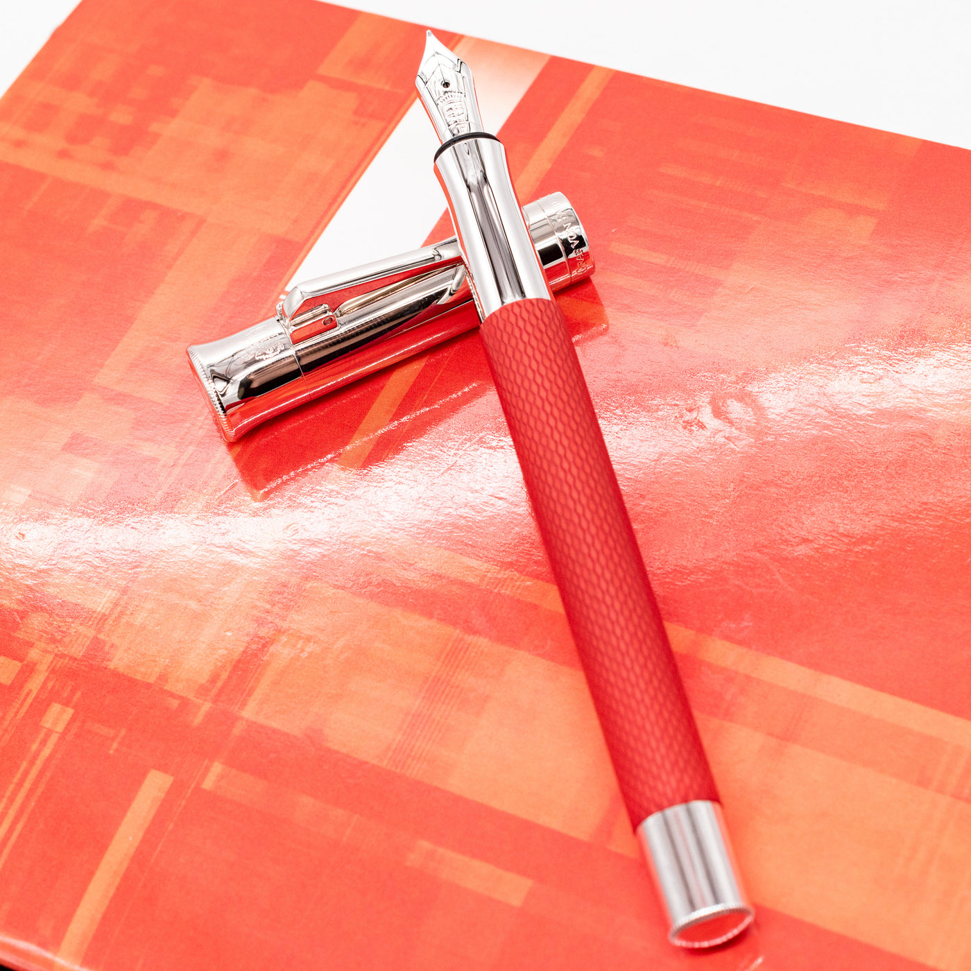 Graf von Faber-Castell Guilloche Fountain Pen - Coral Red rare