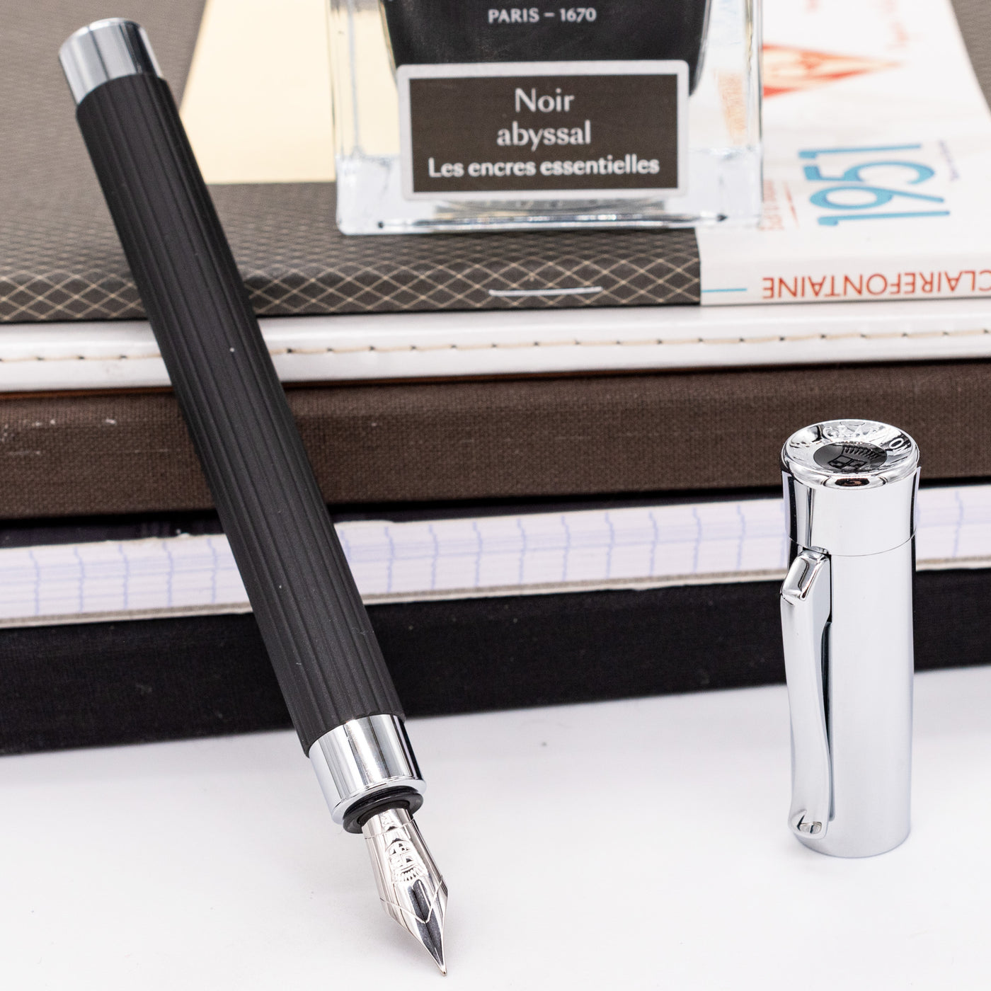 Graf von Faber-Castell Tamitio Fountain Pen - Classic Black