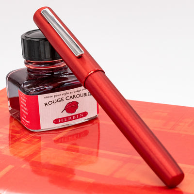 LAMY Aion Special Edition 2019 Fountain Pen - Red capped