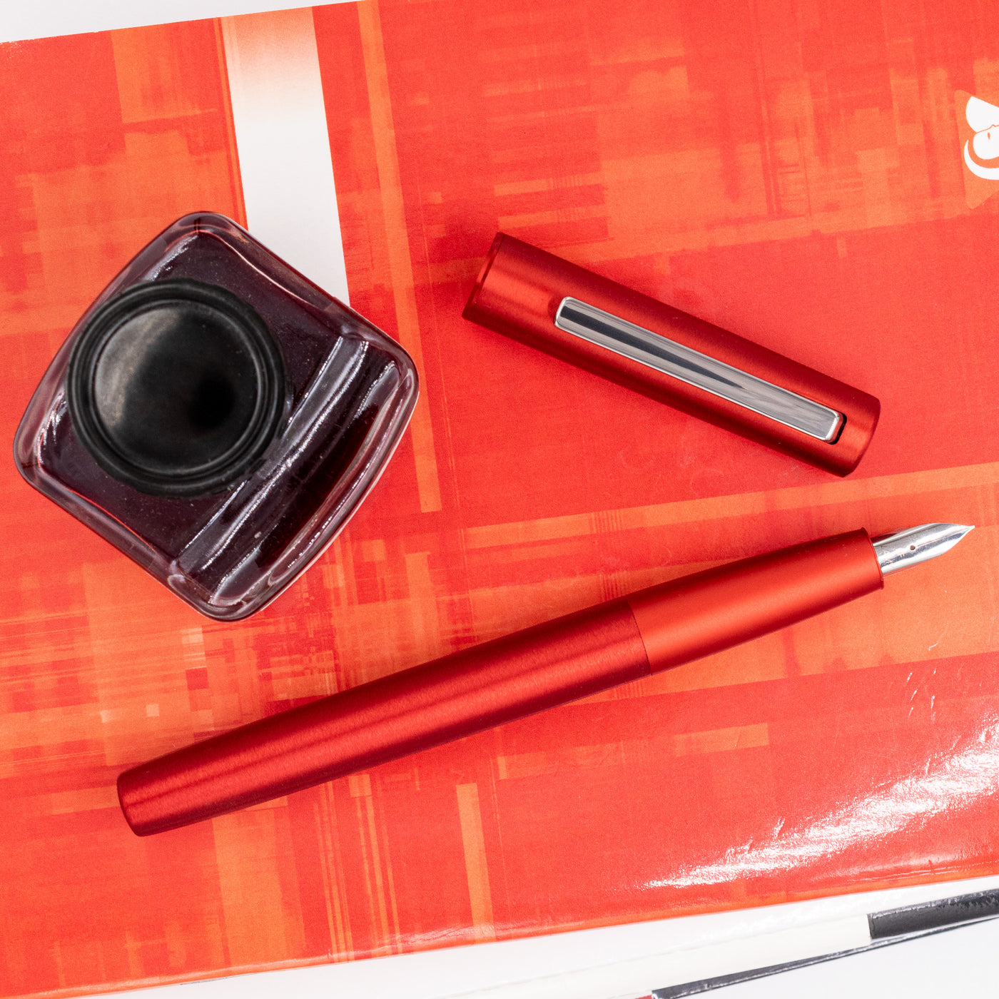 LAMY Aion Special Edition 2019 Fountain Pen - Red rare