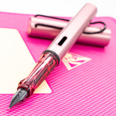 LAMY Al-Star Fountain Pen - Autumn Pink uncapped