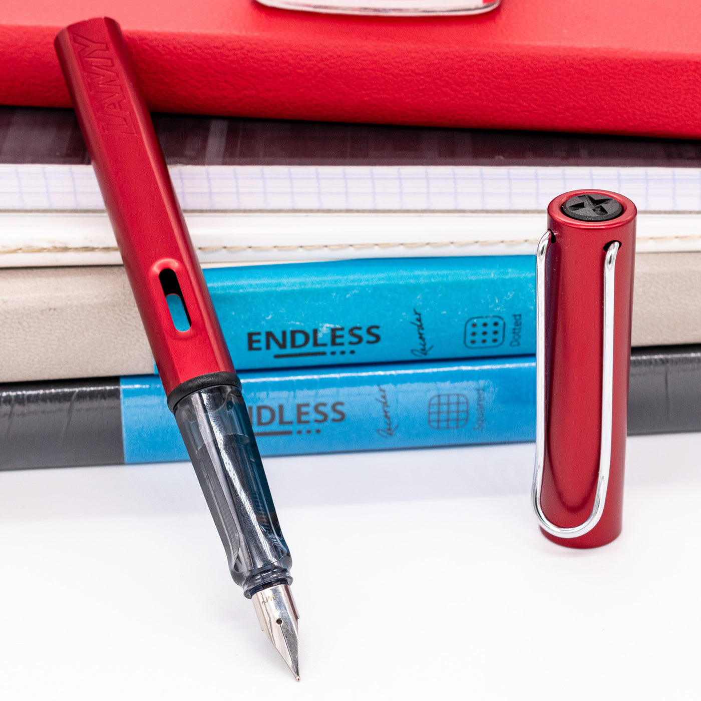 LAMY Safari 2011 Limited Edition Ruby Red Fountain Pen