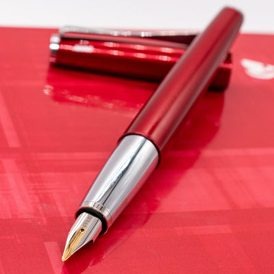 LAMY Studio Fountain Pen - Piano Red Gloss uncapped