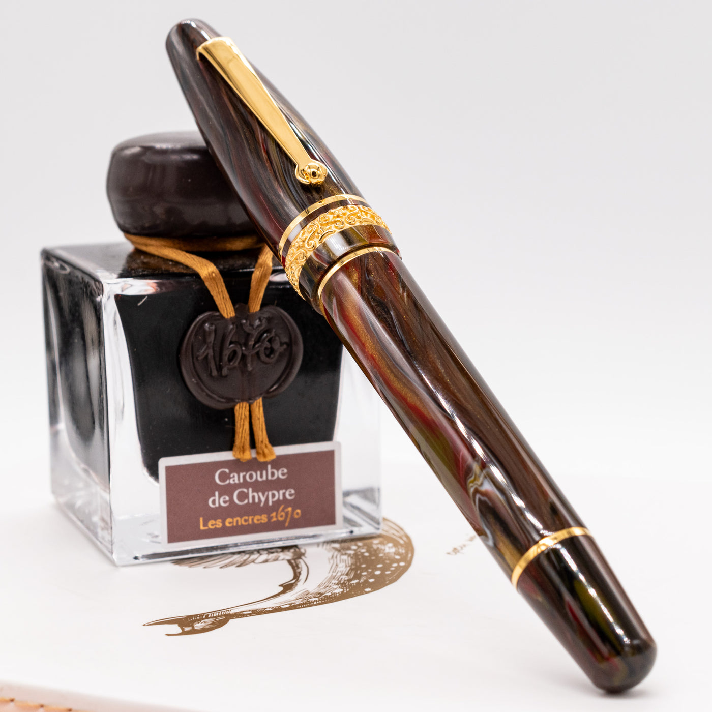 Maiora Ultra Ogiva Golden Age 2.0 Fire Fountain Pen capped