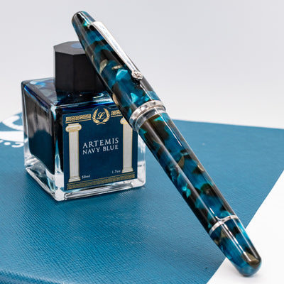 Maiora Ultra Ogiva T22 Teti Blue Fountain Pen capped