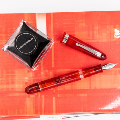 Molteni Modelo 58 Fountain Pen - Cranberry piston filled