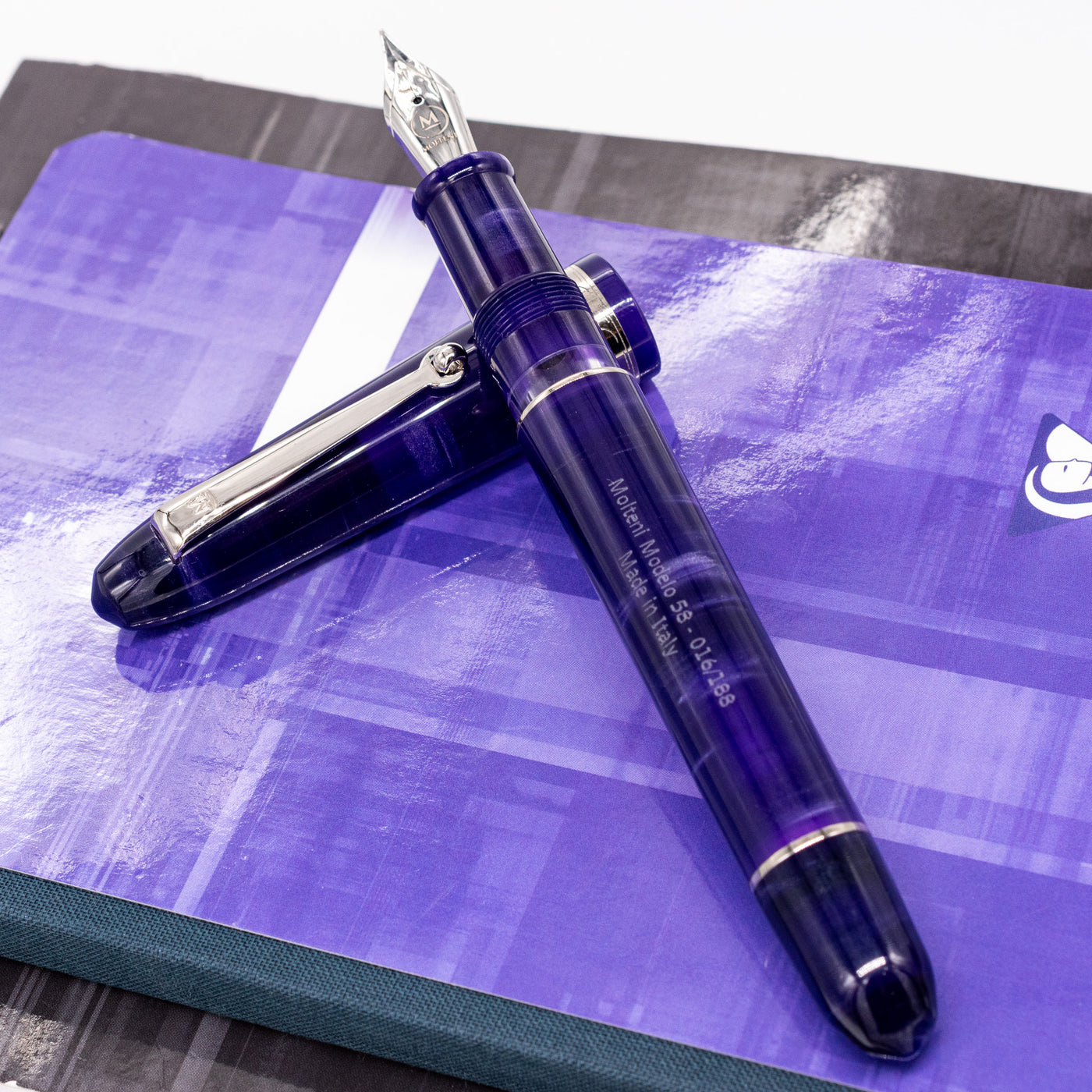 Molteni Modelo 58 Fountain Pen - Deep Amethyst purple