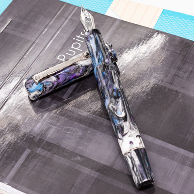 Molteni Modelo 60 Fountain Pen - Abalone swirl