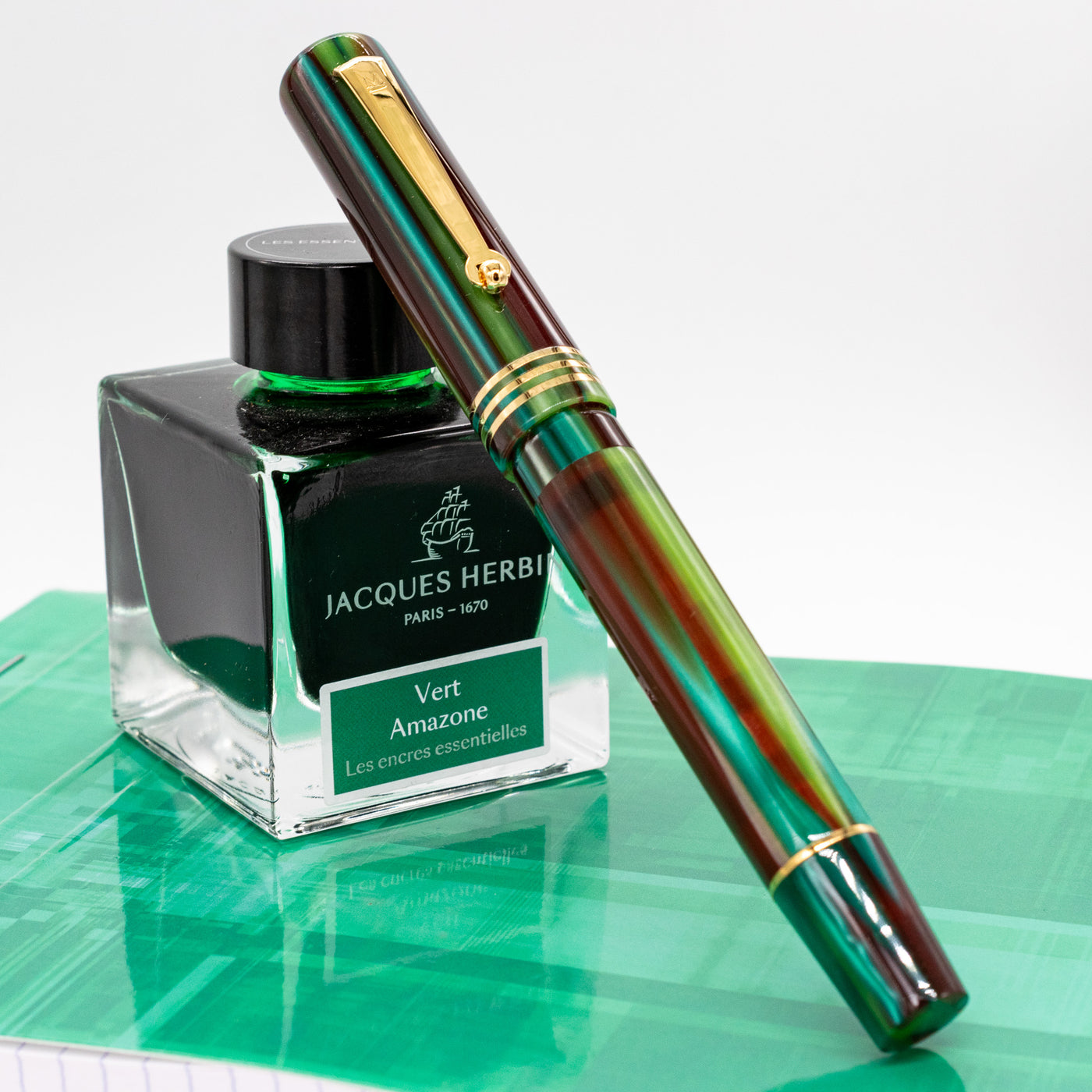 Molteni Modelo 60 Fountain Pen - Avocado capped