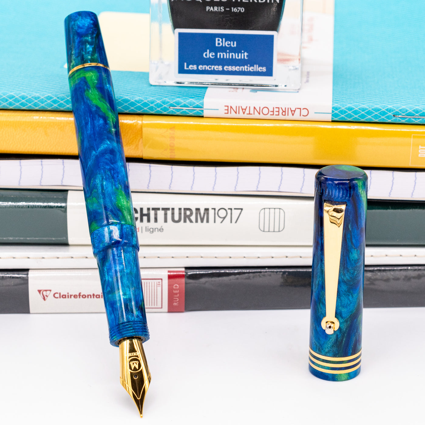 Molteni Modelo 60 Fountain Pen - Blue Lagoon