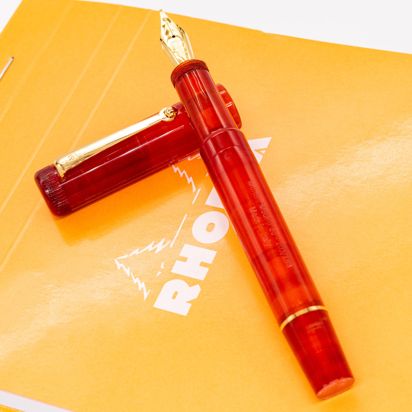 Molteni Modelo 60 Fountain Pen - Carnelian orange