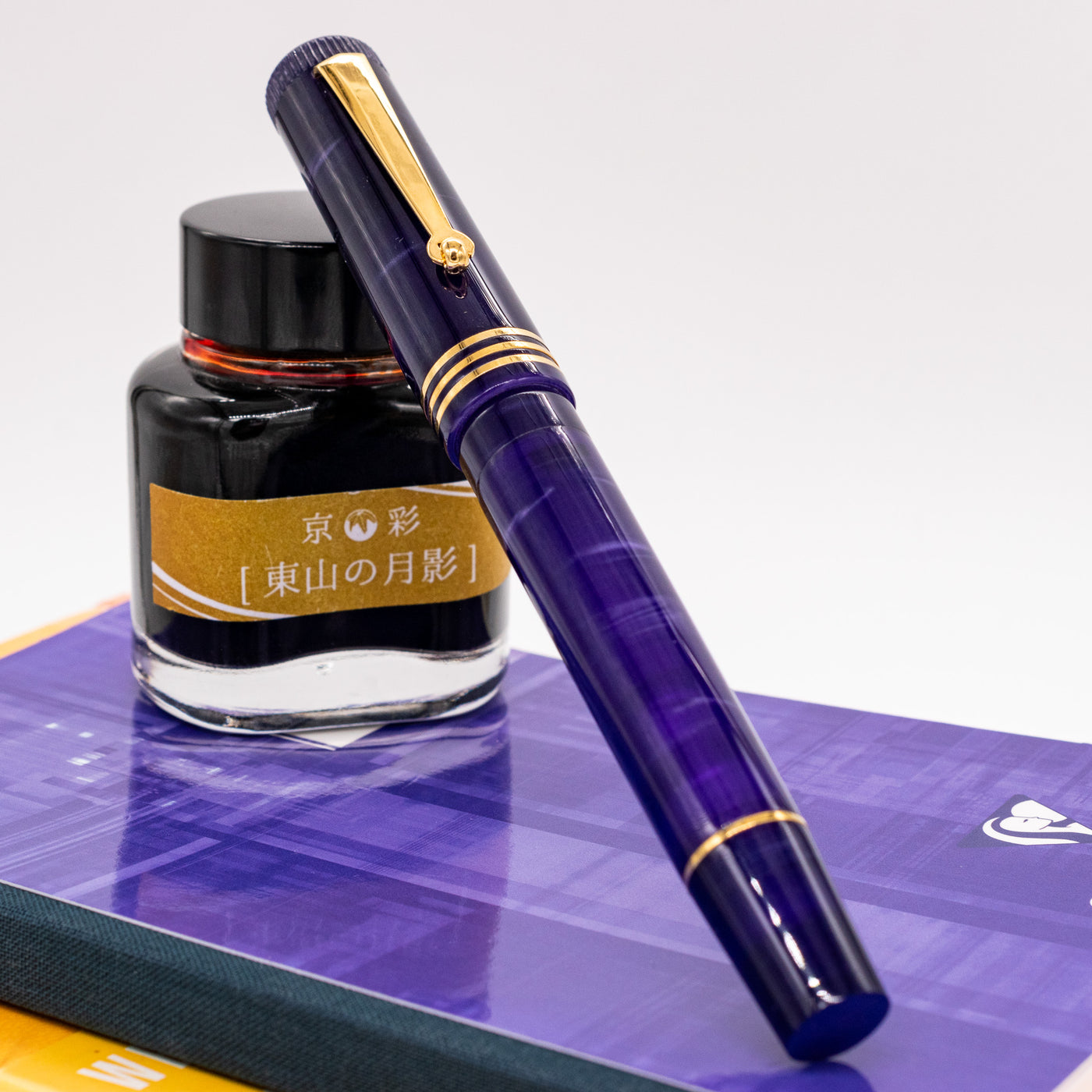 Molteni Modelo 60 Fountain Pen - Deep Amethyst capped