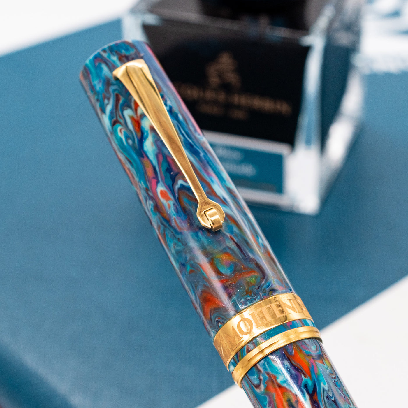 Molteni Modelo 66 Blue Orchid Fountain Pen Gold Trim Cap