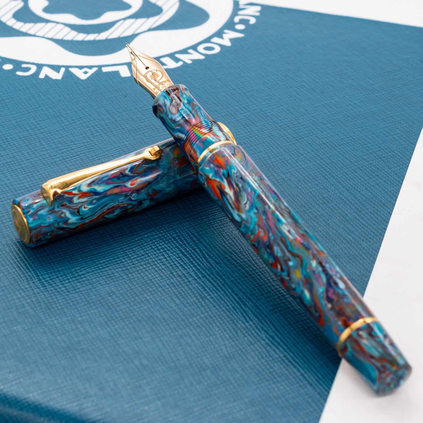 Molteni Modelo 66 Blue Orchid Fountain Pen Gold Trim Jonathon Brooks