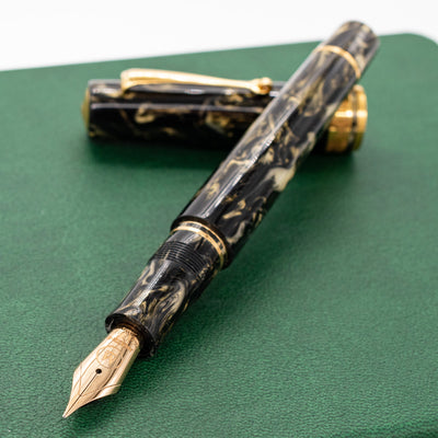 Molteni Modelo 66 Obsidian Fountain Pen Gold Trim Uncapped