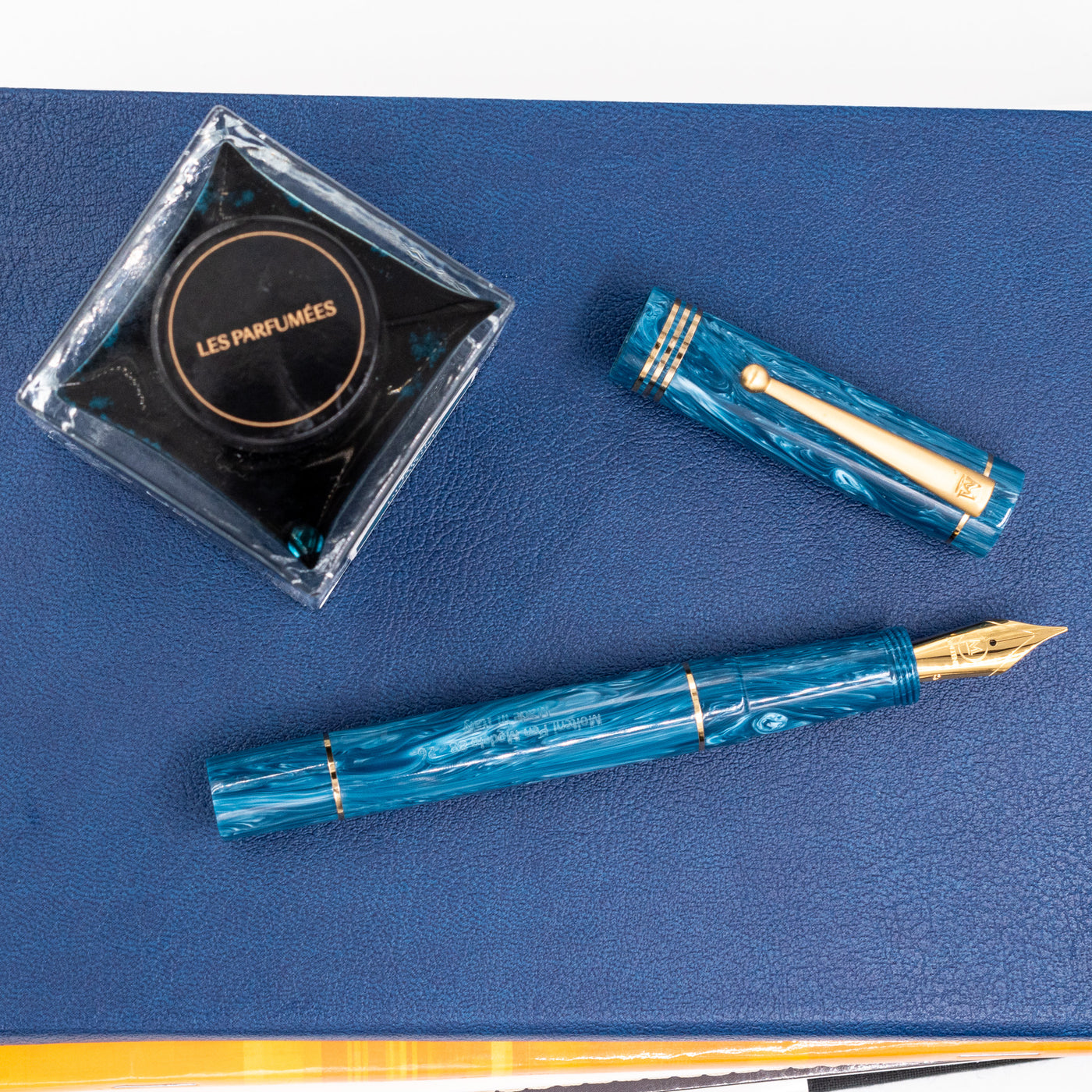 Molteni Modelo 88 Fountain Pen - Capri Blue italian
