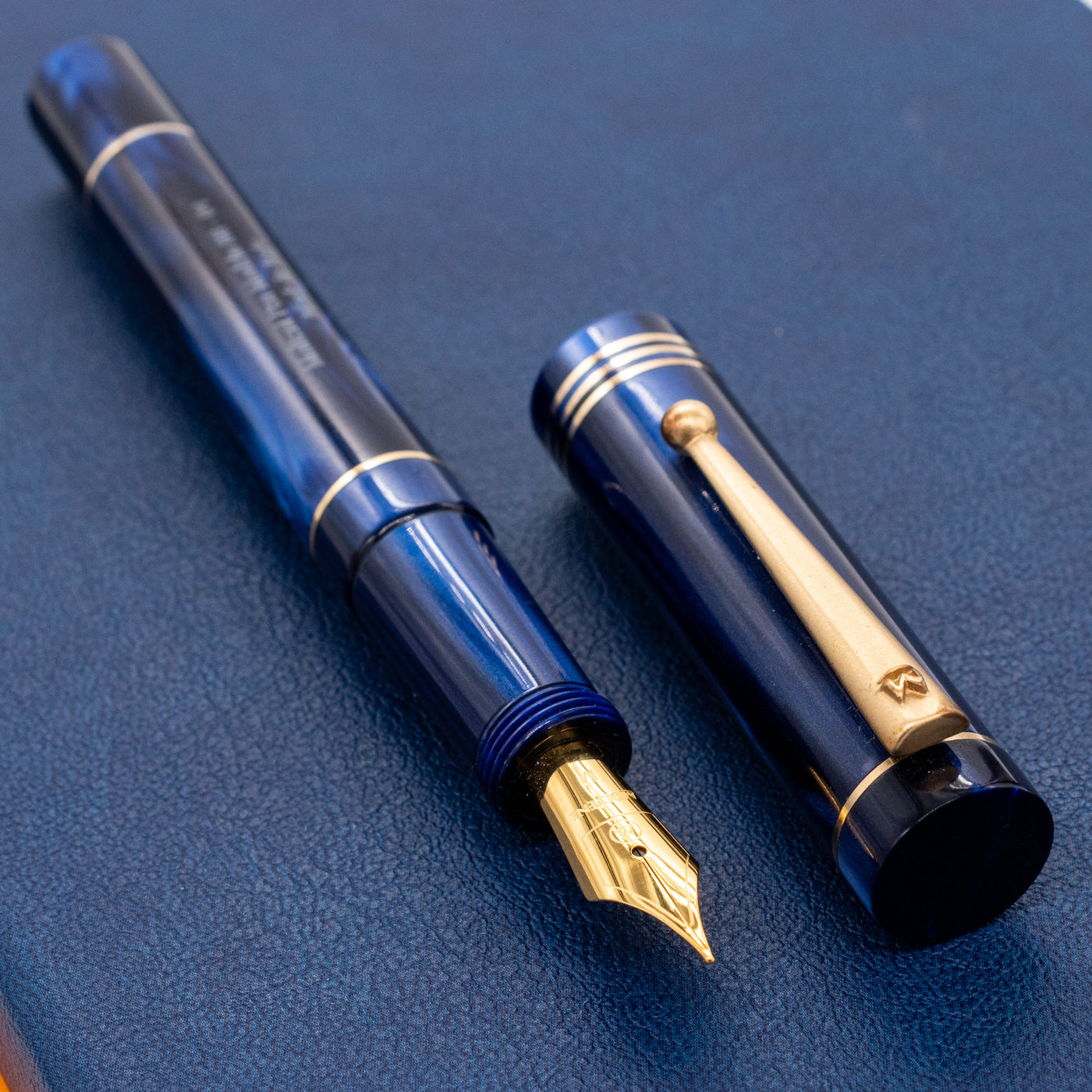 Molteni Modelo 88 Fountain Pen - Midnight Blue gold trim